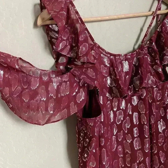 Veronica Beard Benton Top Ruffles One Shoulder Red/Silver‎ Size 8 - Picture 4 of 16
